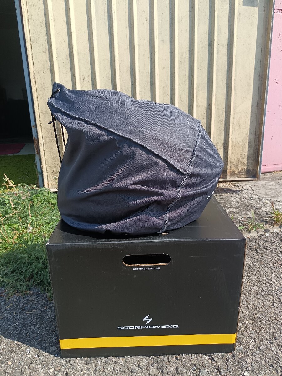 Nová vyklopná prilba Scorpion ADX-2 - 8