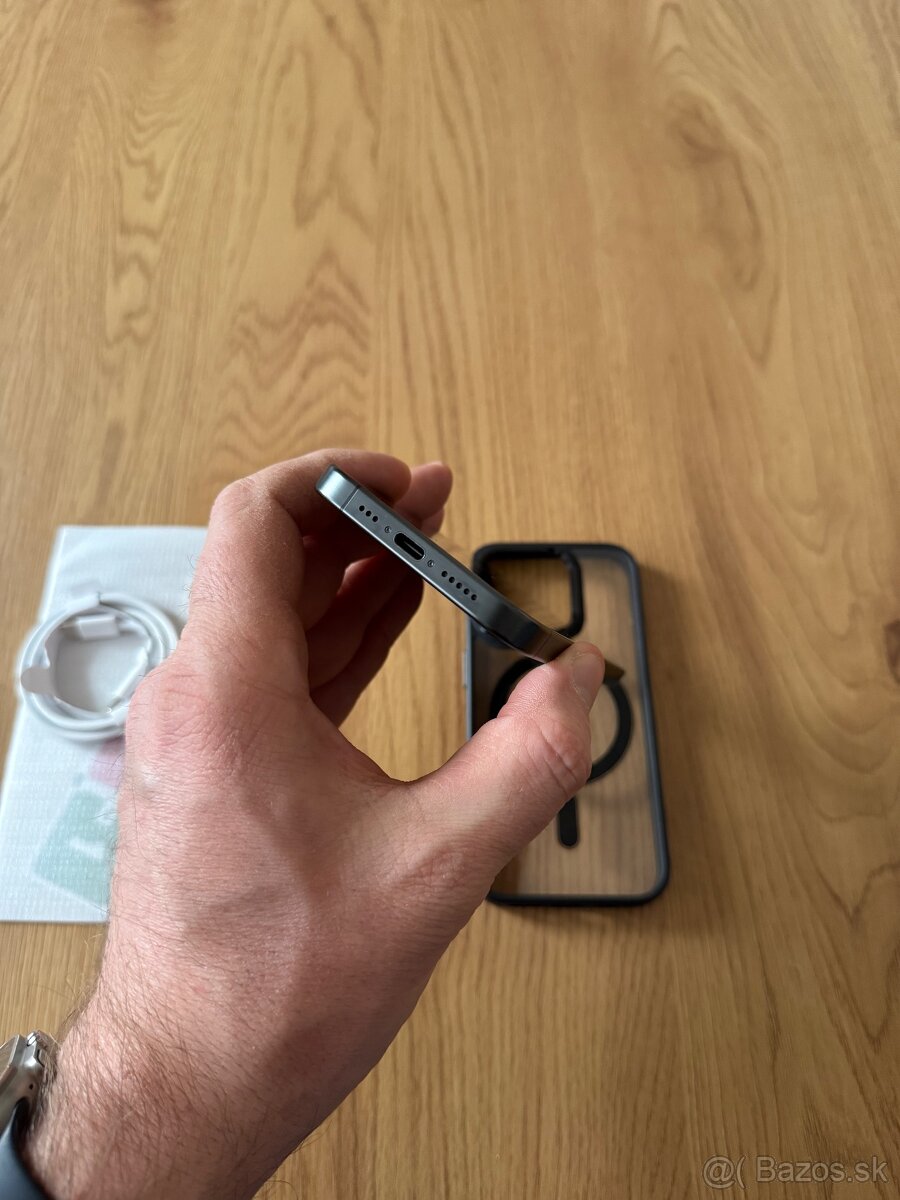 iPhone 15 Pro 256 gb Black Titanium v záruke + príslušenstvo - 8