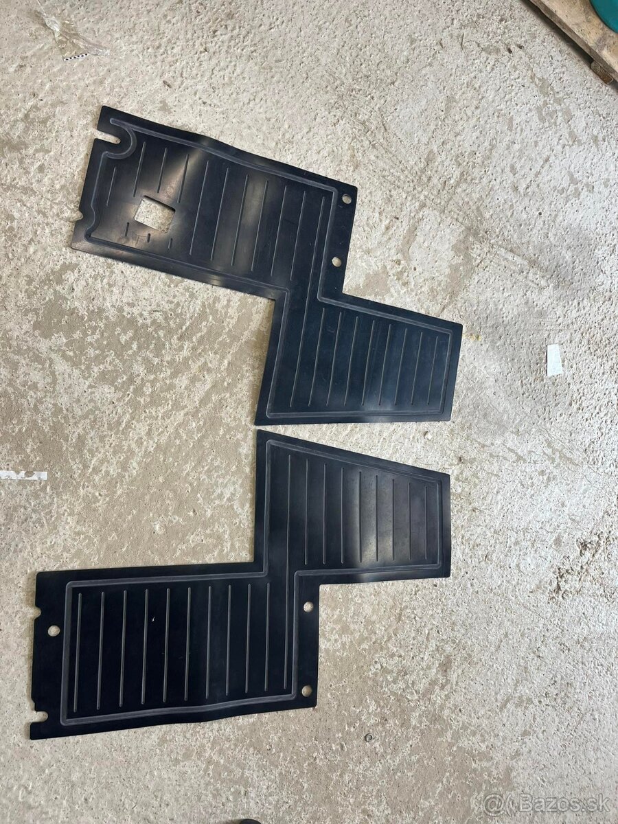 Gumová rohož na traktory zetor presne sedí - 8