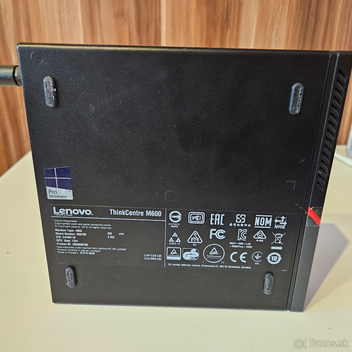 Mini počítač LENOVO M600 Win 10 - 8