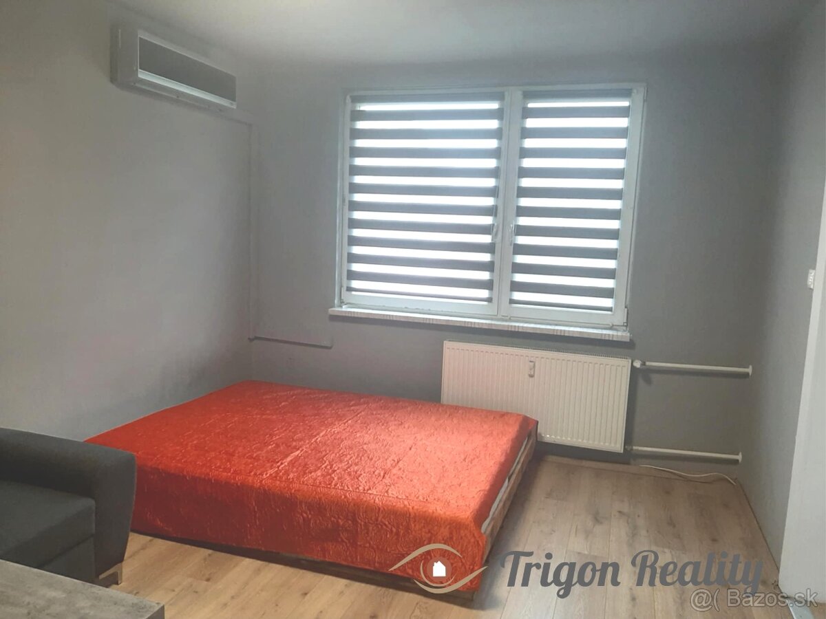 1 izbový byt PRI CENTRE KN - 8