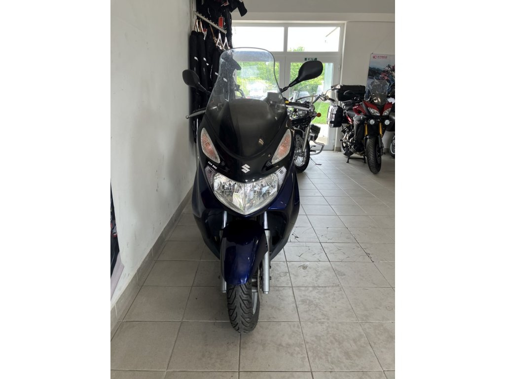 Suzuki Burgman 125 - 8