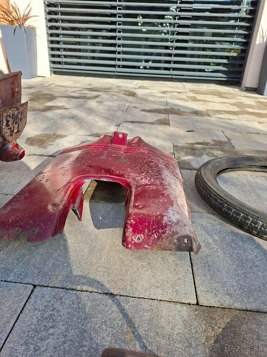 Jawa 555, verzia s revmaplechmi - 8