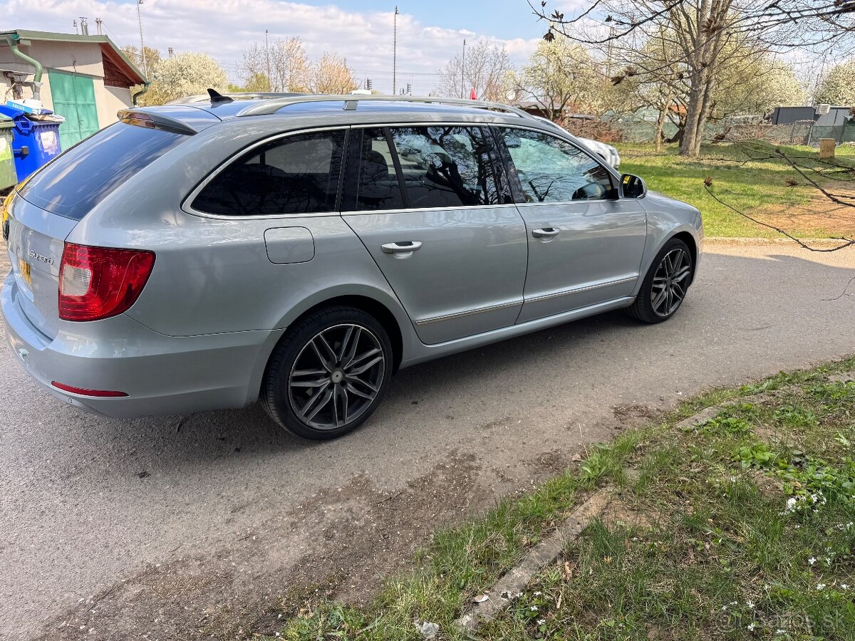 Skoda superb - 8