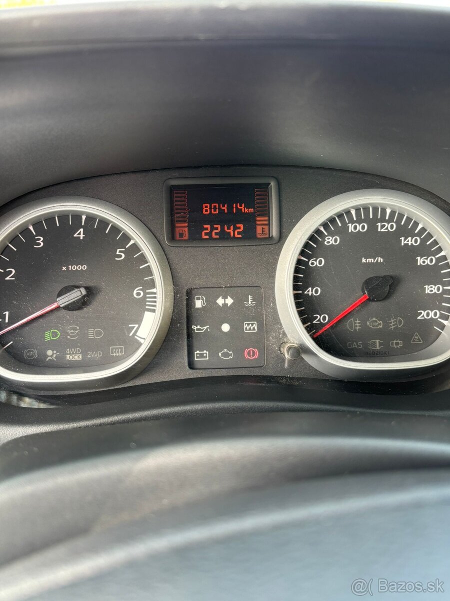 DACIA DUSTER 1.6 BENZÍN 4X4 - 8