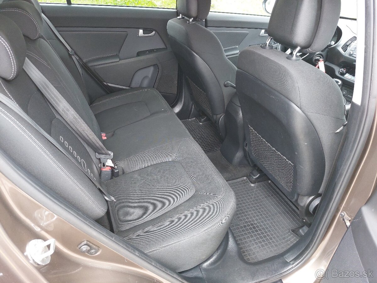 Kia Sportage 2.0 CRDi VGT 4WD LX A/T - 8