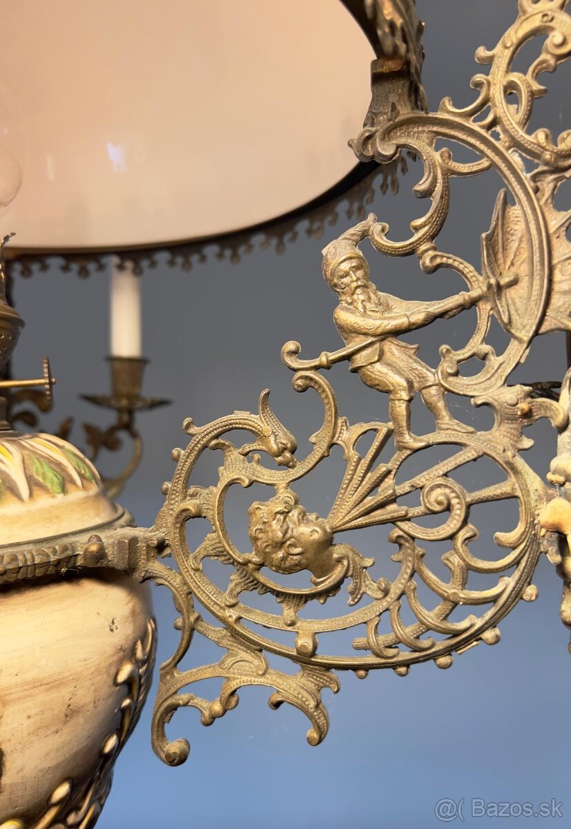 Stolova a petrolejka ako luster - 8