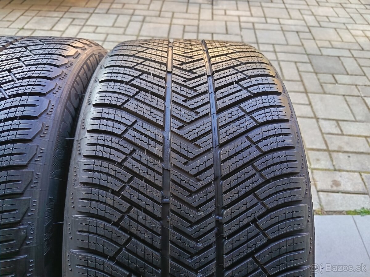 pneumatiky Michelin 265/40 R19 - 8
