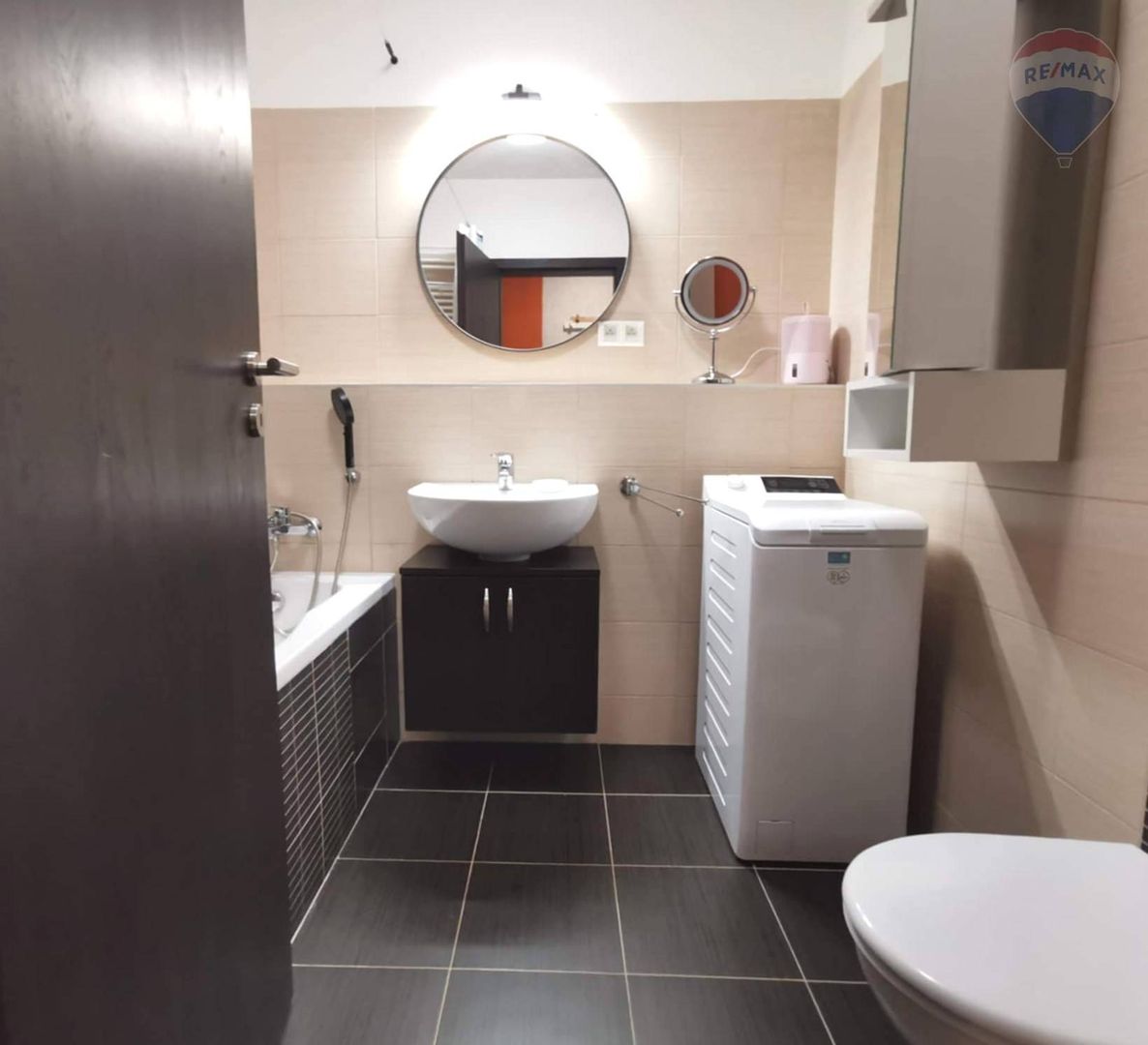 Prenájom krásneho 2 izb. bytu v novostavbe na ul. Ota Holúsk - 8