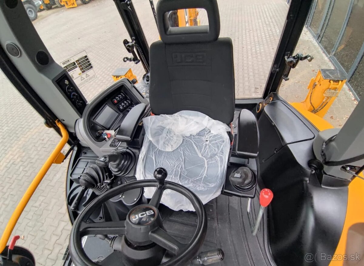 JCB 5CX Sitemaster PRO - 8