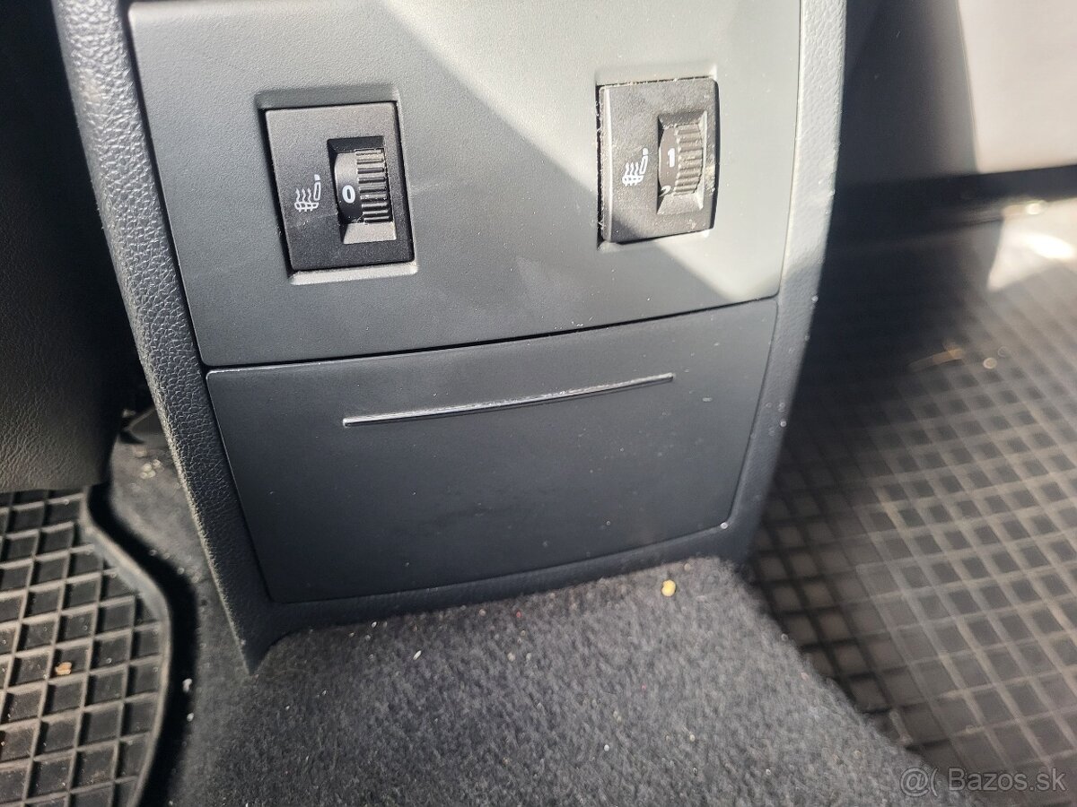 Škoda Octavia RS 2.0 TDI - 8