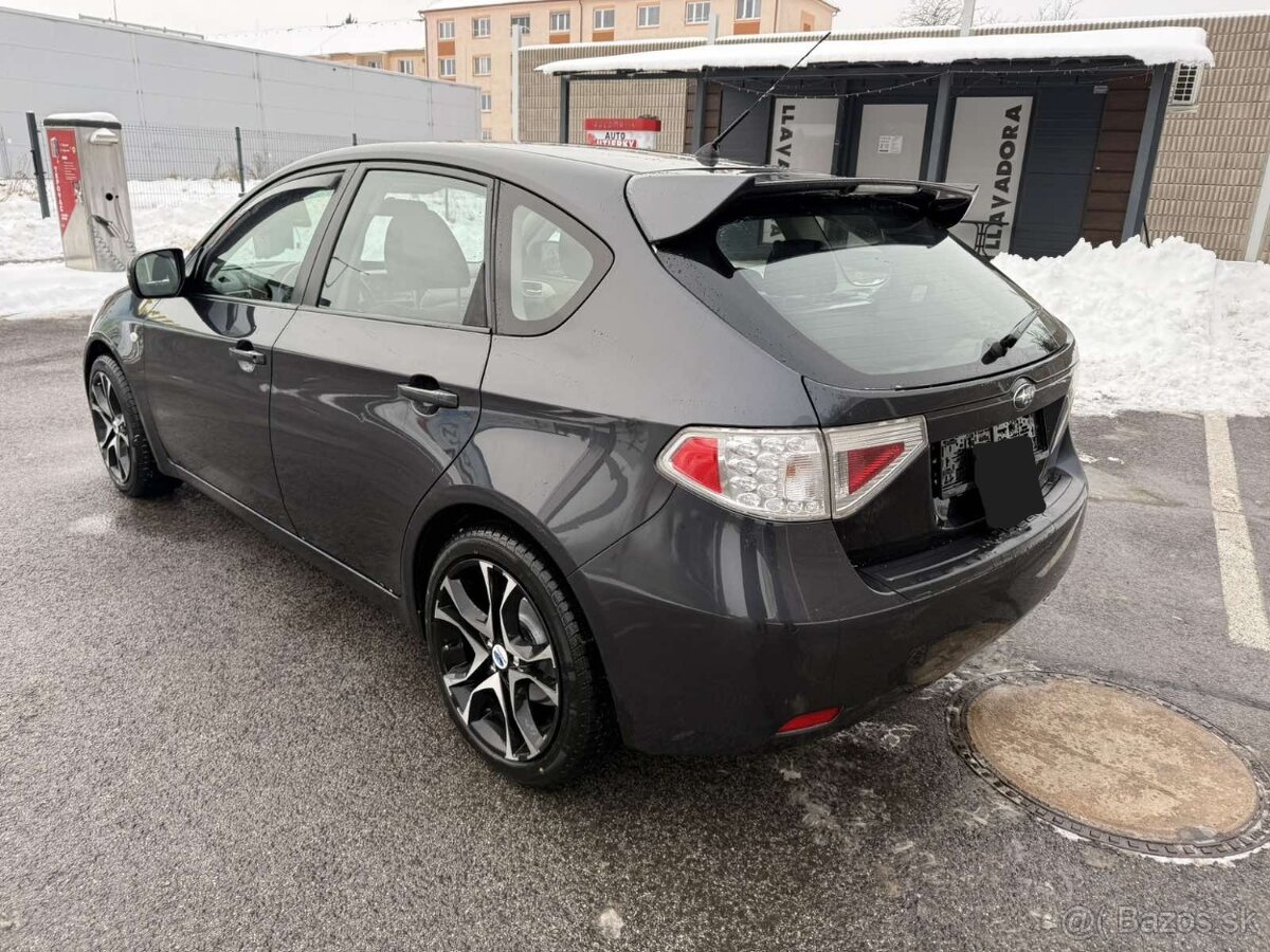 Subaru Impreza 2010 Benzín Automat - 8