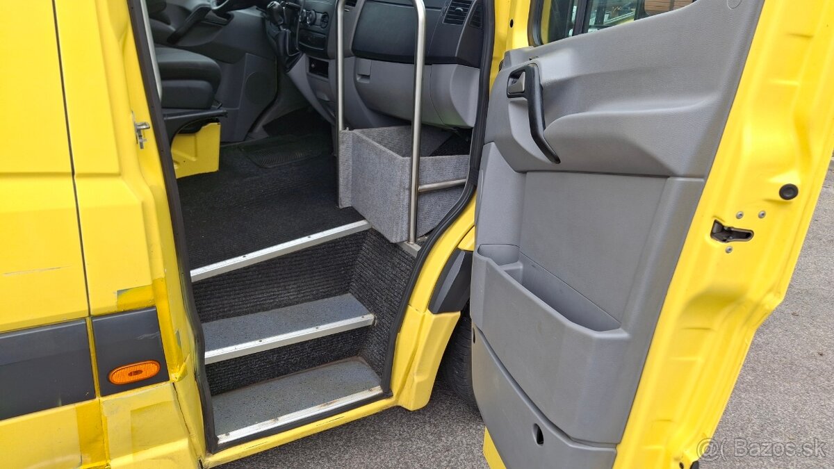 Volkswagen Crafter 2.0TDI Bus 9.miestne - 8