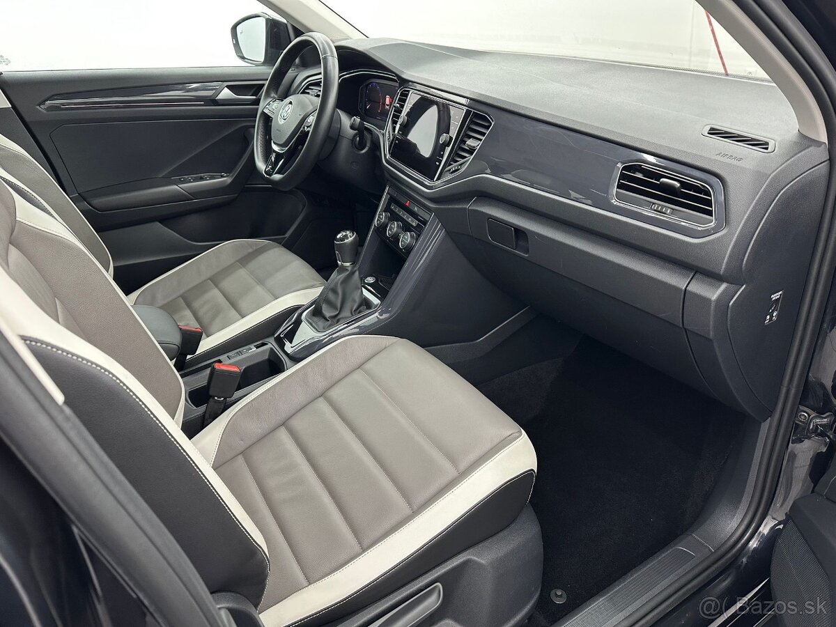 T-ROC Top 110kw benzín mega výbava - 8