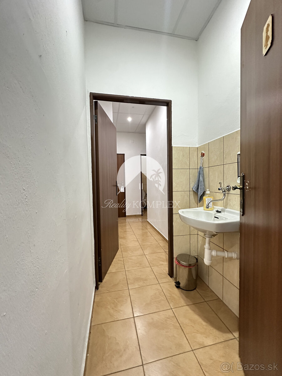 Reality KOMPLEX s.r.o. Vám ponúka na prenájom dve kancelárie - 8