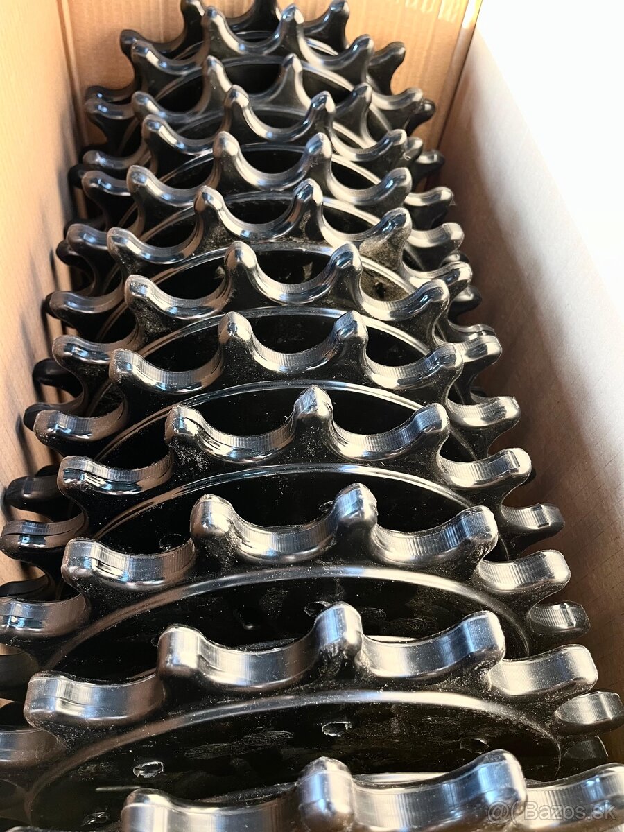 Horsch Väderstad KINZE John Deere a ďalšie - 8