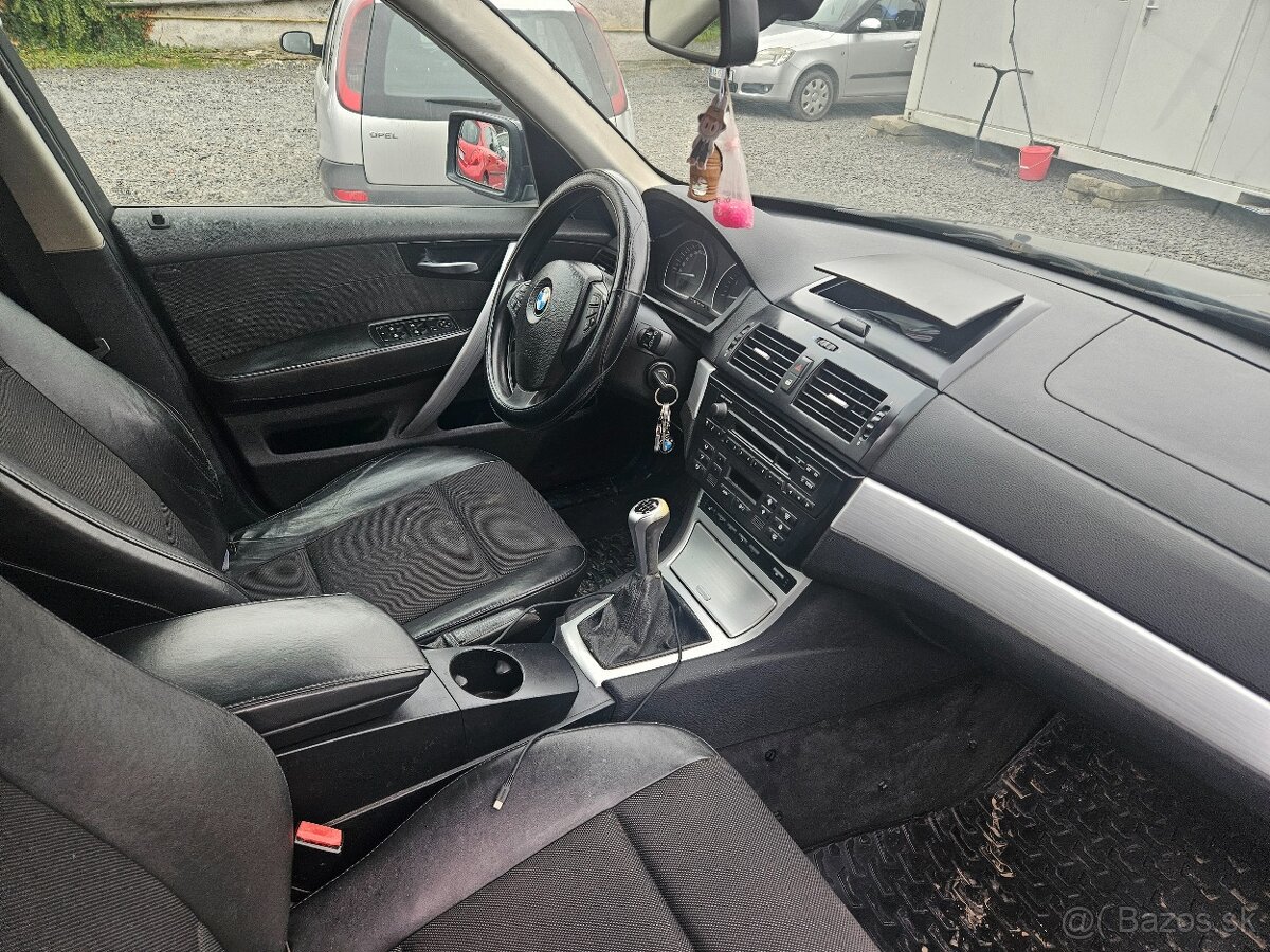BMW X3 2.0d - 8