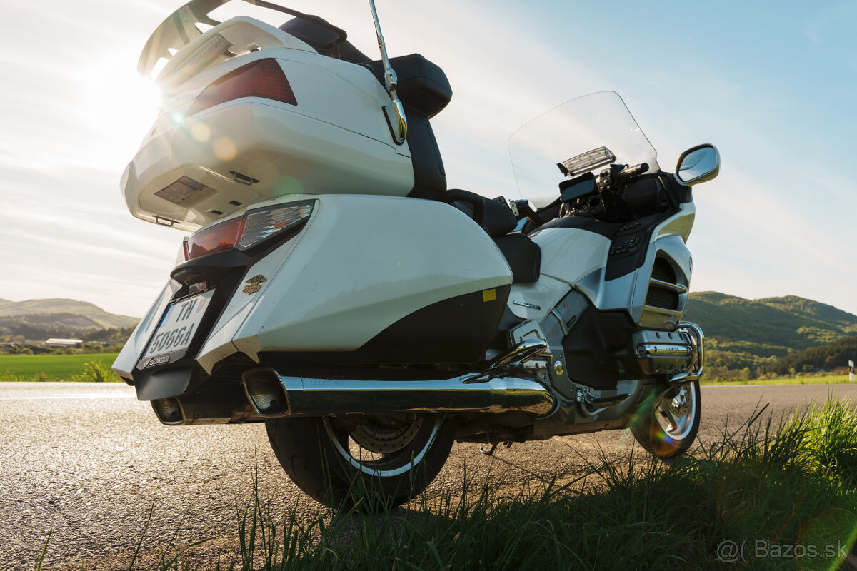Goldwing GL1800 2012 Ohlins - 8