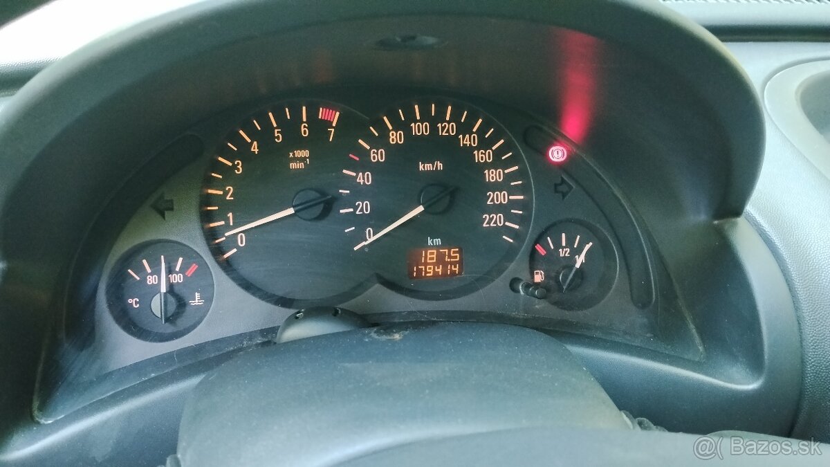 Opel Combo - 8