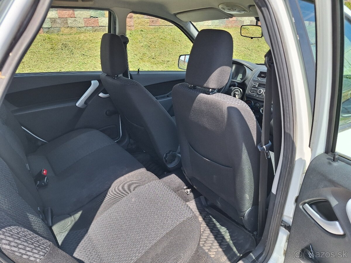 Lada Kalina II 1.6 8V MPI Komfort - nová EK, TK - 8