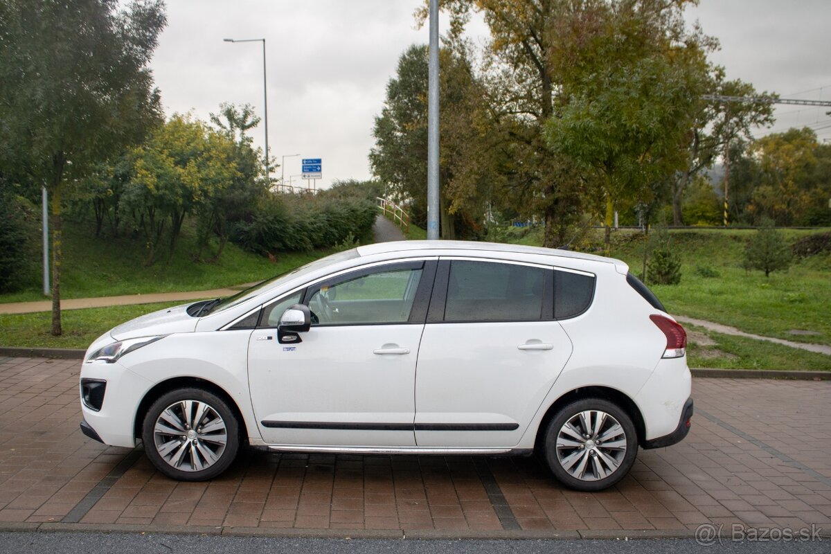 PEUGEOT 3008 1,6 VTI 88KW STYLE - 8