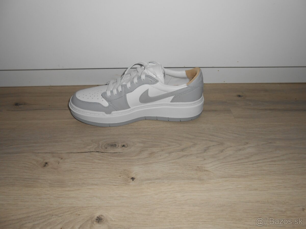 Predam nove original tenisky znacky NIKE AIR - 8