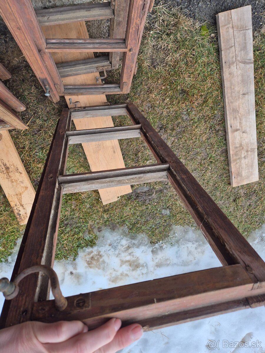 Staré drevené krídla okine - 8