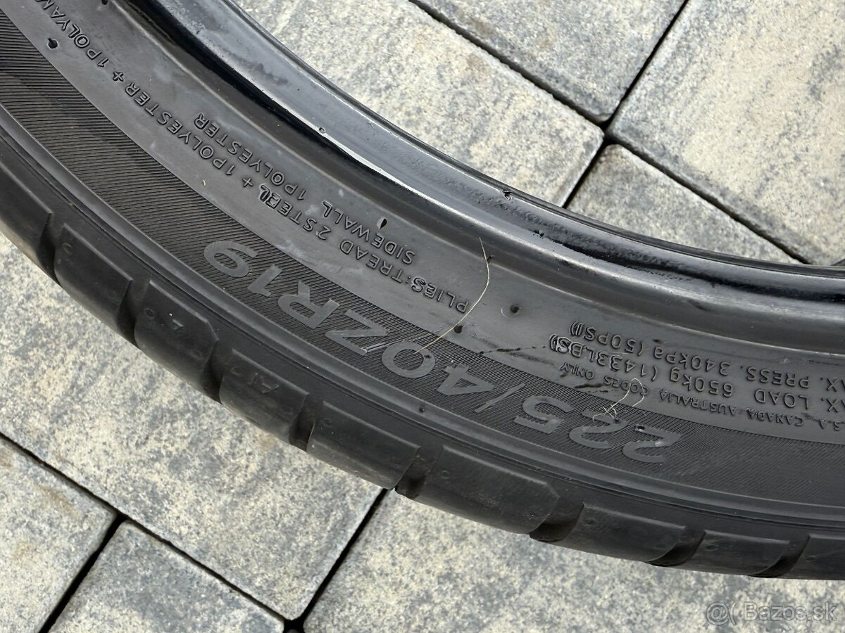 225/40 R19 Hankook, Pirelli - 8
