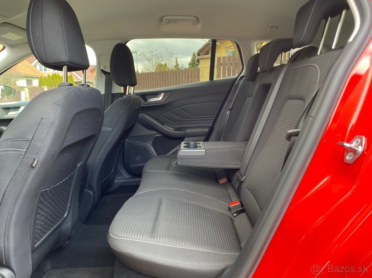 Ford Focus Turnier 1.5 EB Titanium 1. majitel 11/2019 - 8