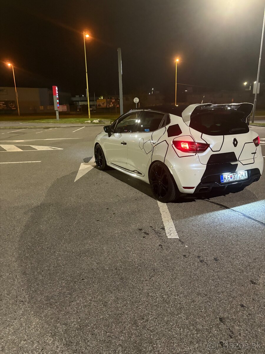 Renault Clio IV RS - 8