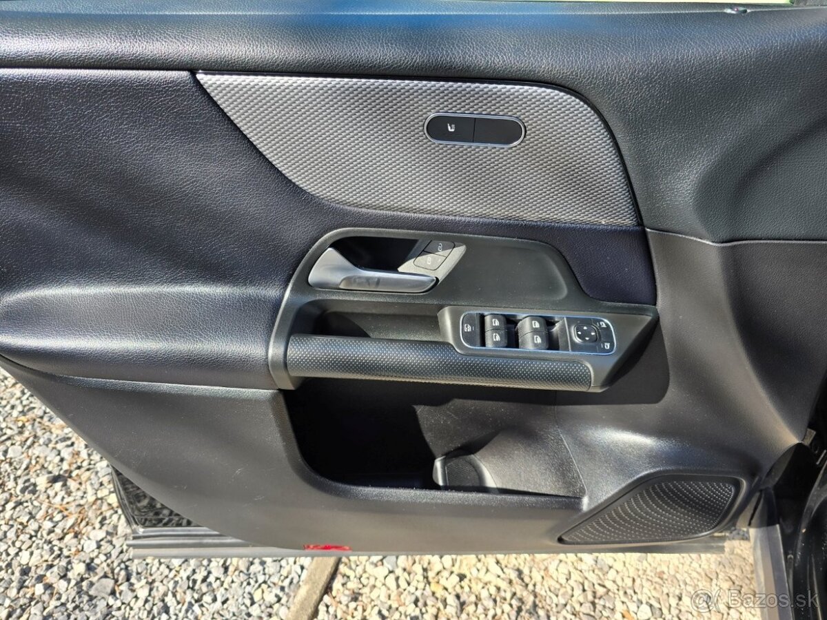 Mercedes-Benz GLB 180d A/T, Mesačne: 349€ - 8