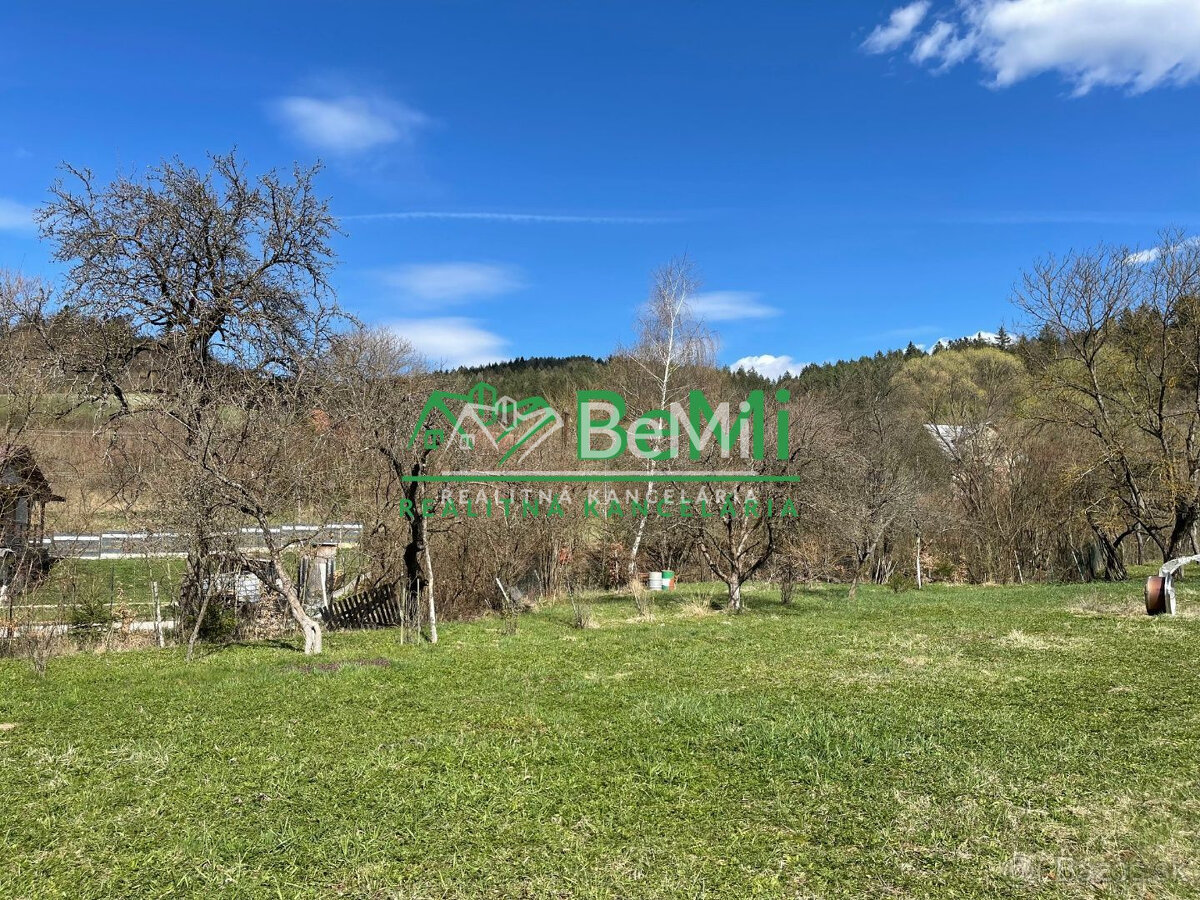 011-14-MIKUa - Ponúkame na predaj jedinečný stavebný pozemok - 8