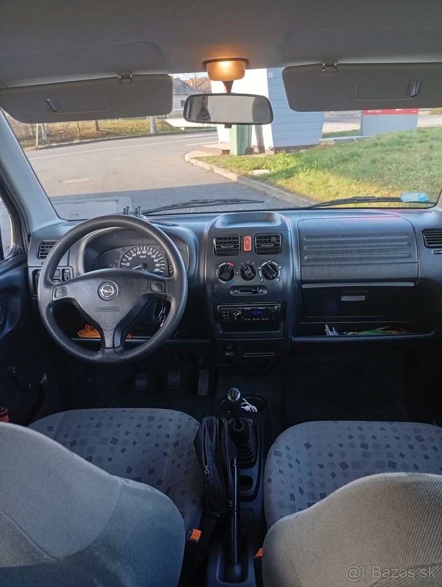 Opel Agila - 8