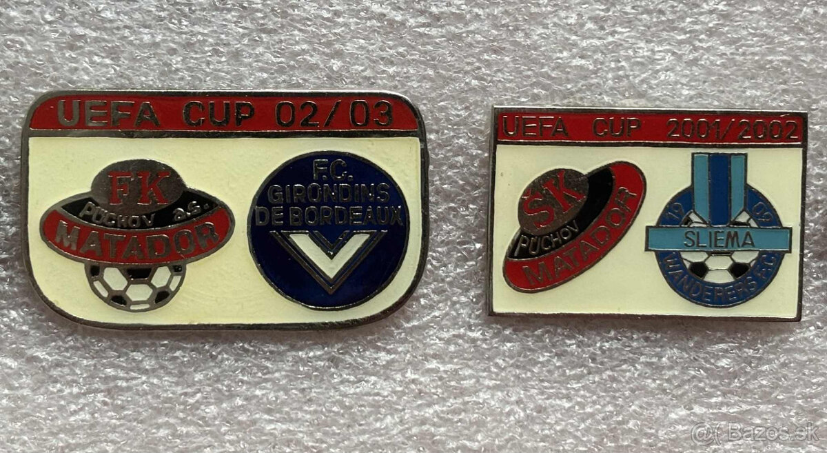 Rôzné futbalové odznaky - 8