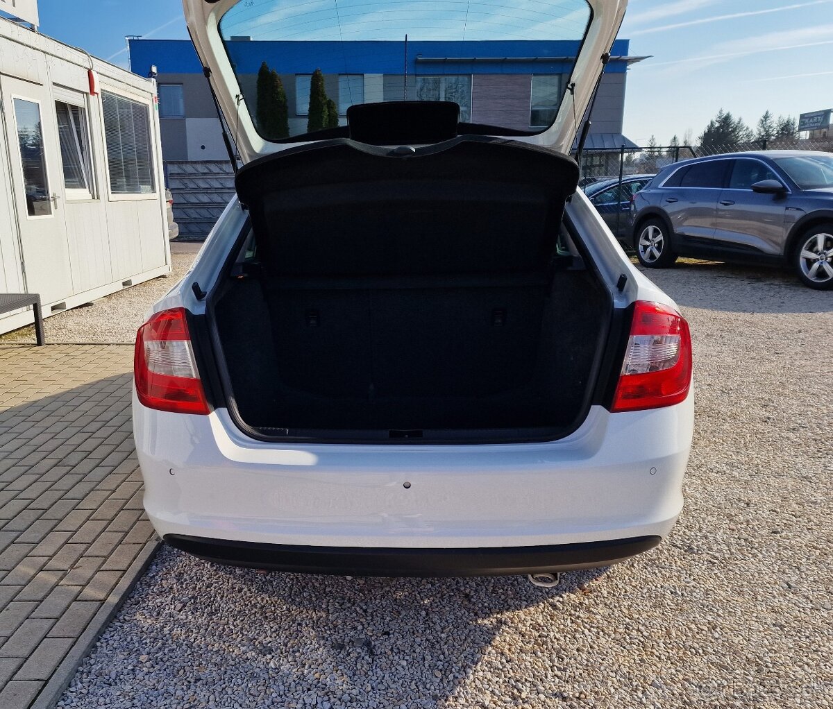 ŠKODA RAPID 1.6 TDI 90K AMBITION - 8