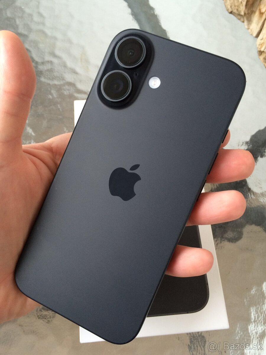 Apple iPhone 16 128GB - 8