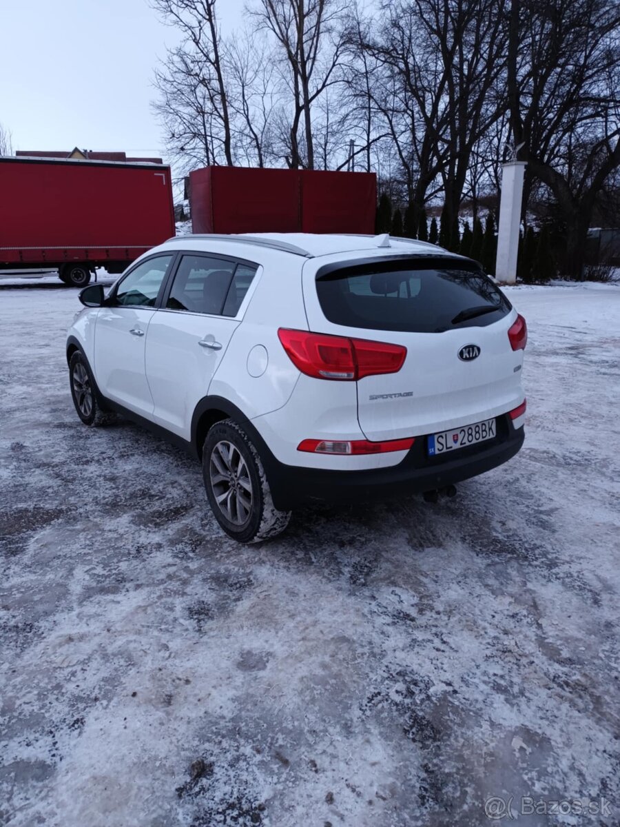 KIA Sportage - 8