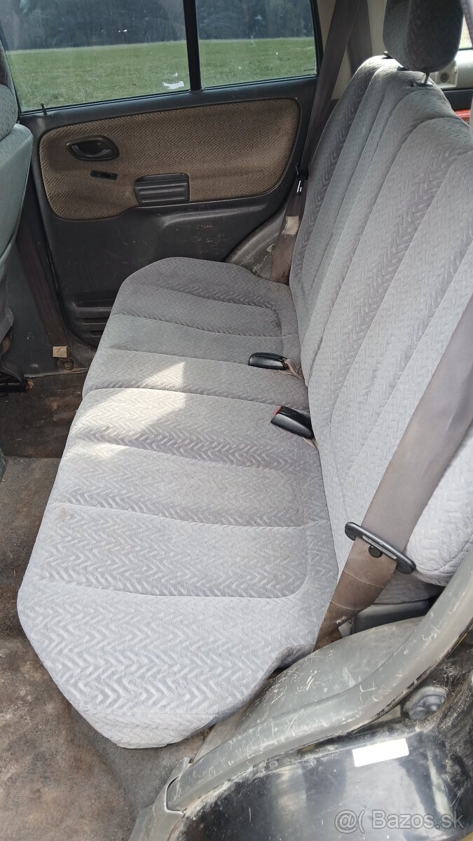 Predám Suzuki grand vitara 2.0i +lpg - 8