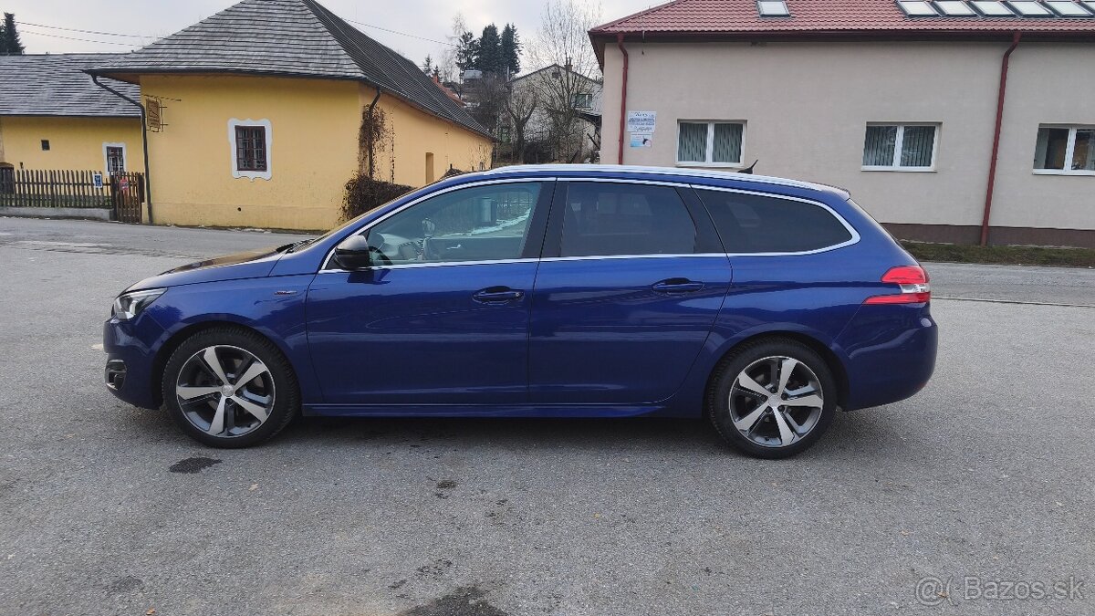 Peugeot 2008 e GT pack - 8