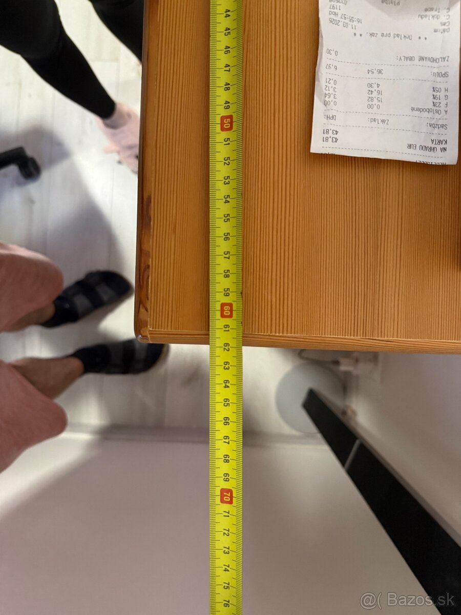 Drevené nočné stolíky - 8