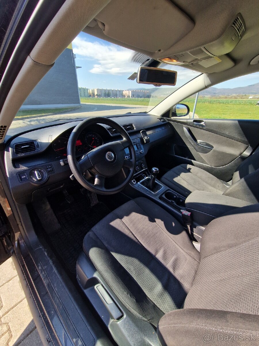 Volkswagen Passat B6 1.9 TDI (2006) - 8