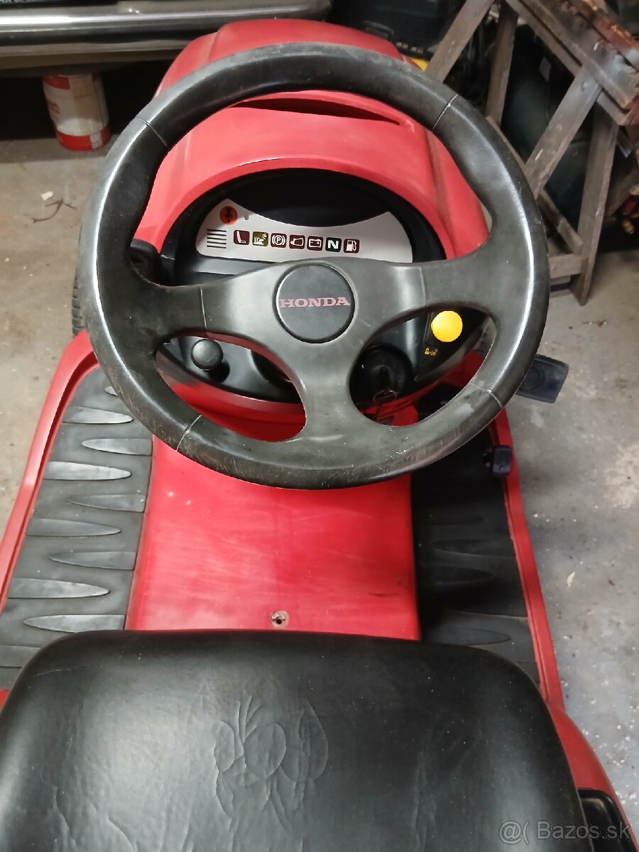 Traktorova kosačka HONDA - 8