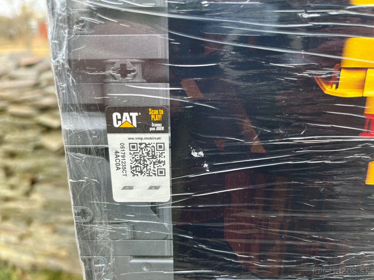 LEGO Technic 42131 Buldozér Cat D11 ovládaný aplikáciou - 8