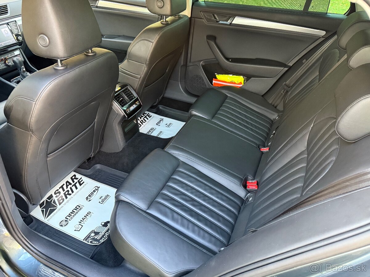 Superb Style Plus 1.8TSI DSG - 8