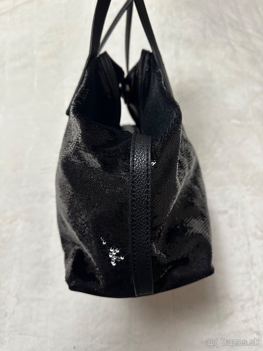 Krásna glitrová kabelka 2v1 zn. GUESS originál - 8