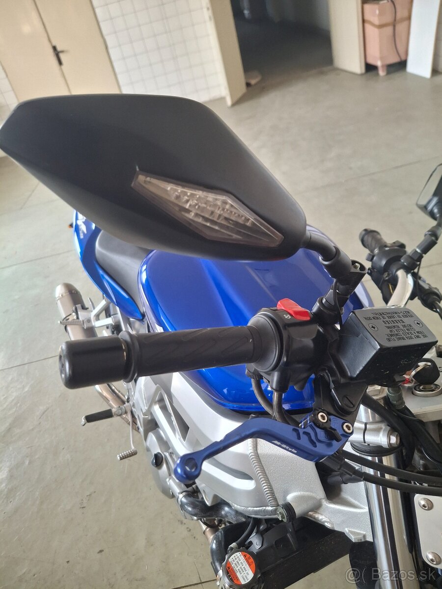 Suzuki SV 650 N - 8