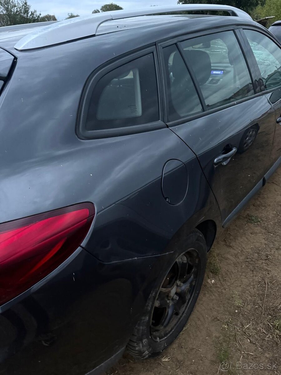 Renalt medage 1.5 dci - 8