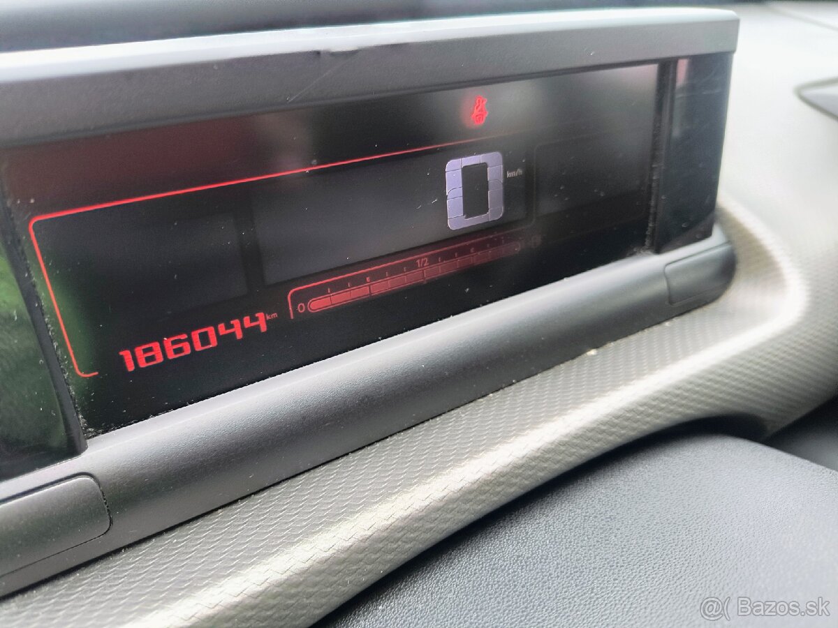 Citroën C4 CACTUS - 8