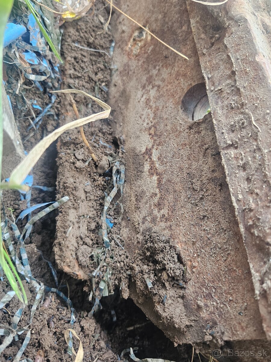 LKT 81 kyvný rám kolíska - 8