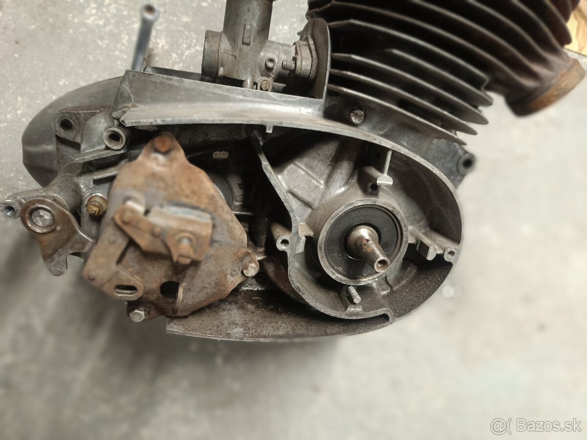 Motor Jawa 350 / 360 panelka - 8